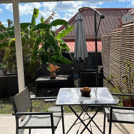 Agreable Appartement En Rez-De-Jardin A 450M De La Mer Sainte-Anne Luaran gambar